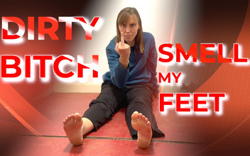 Wamgirlx: Slyna smutsig illaluktande fot förnedring
