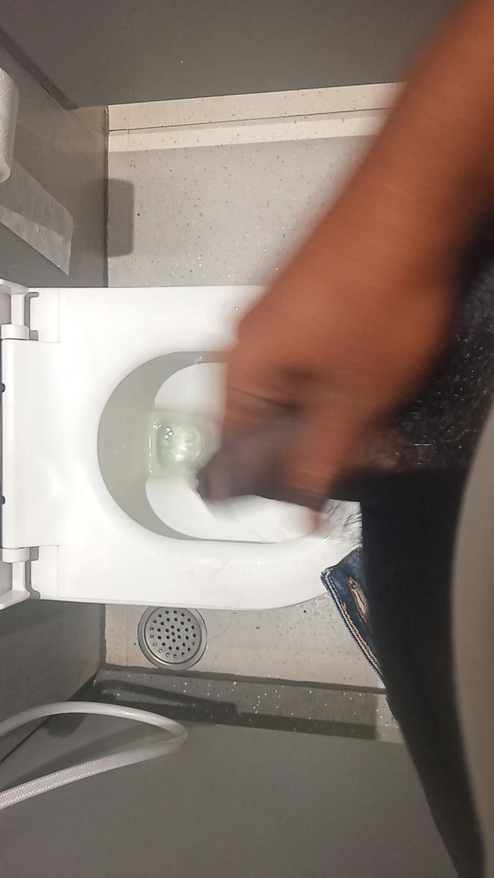 KUMBHA MANOJ KUMAR: Tangan perawatku sensitif banget dan pengen banget dientot