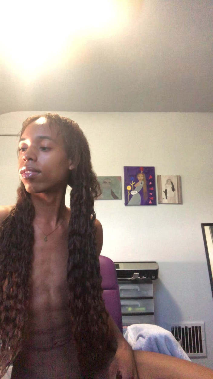 LordDashunKH: Topless beek Sesh