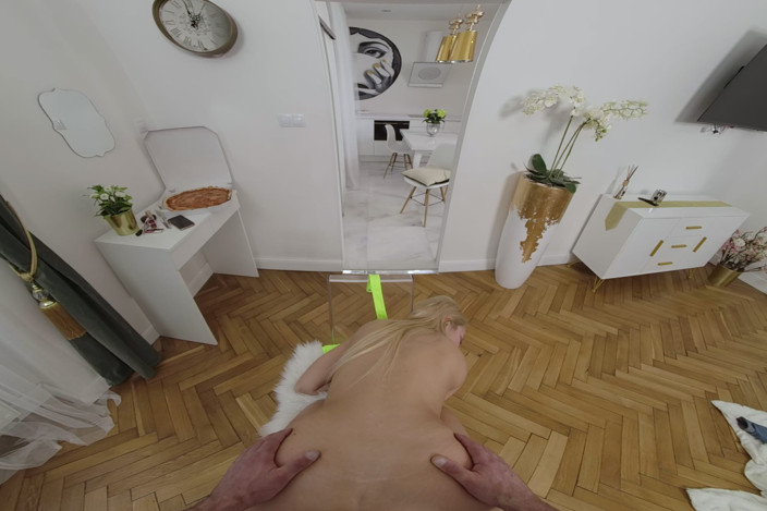 Virtual Taboo: 彼女の膣が私の執着です