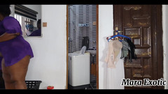 Mara Exotic: Gruba murzynka robi pranie i wibracje - Mara Exotic