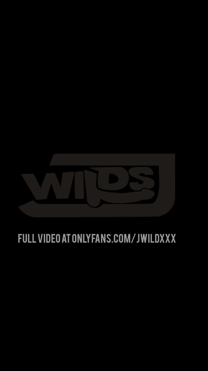 Jwildsxxx: Beyaz kaslı baba genç büyük siyah yarağı sikiyor!