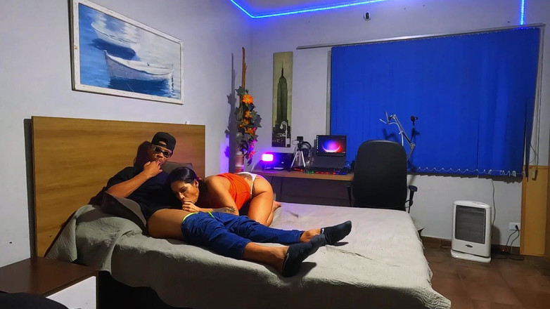 NatzinhaMorena: Přestávka na večeři: chtěla si sednout na můj penis před...