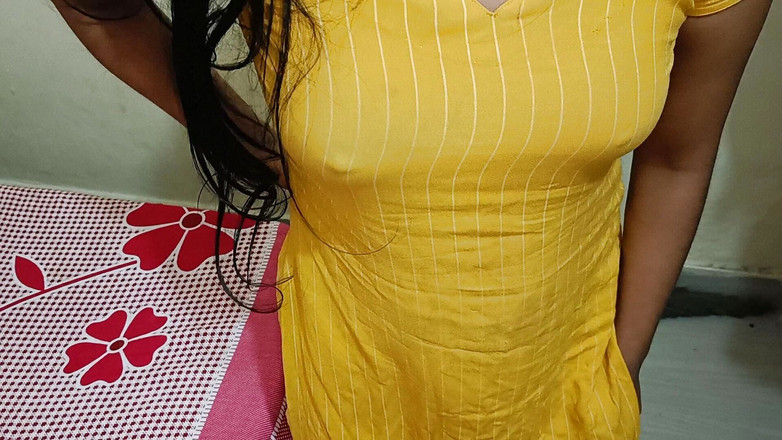 YOURAMRITA04: インドの温泉Desiメイド滑りクソと部屋所有者