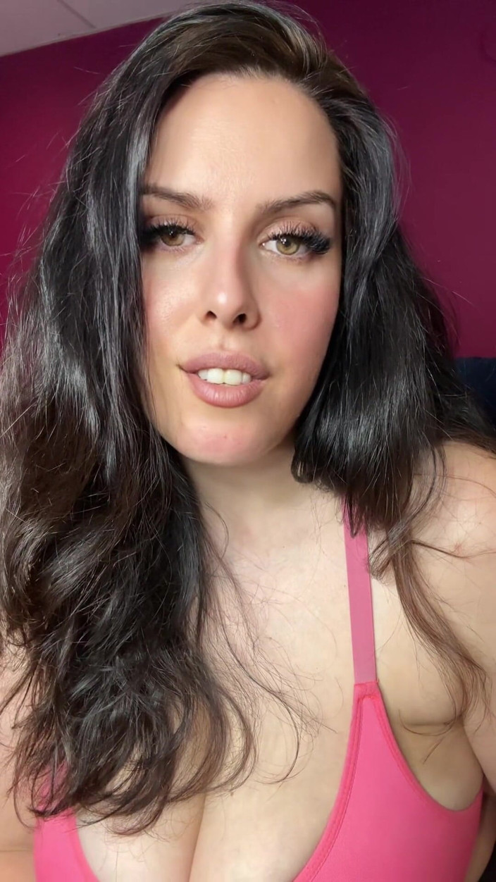 Young_strawberry: Cuckolding dig och älskar BBC framför dig