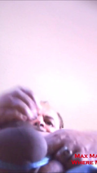 Hung Businessman 2 Mega ładuje HD