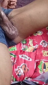 Chico masturbándose parte 6