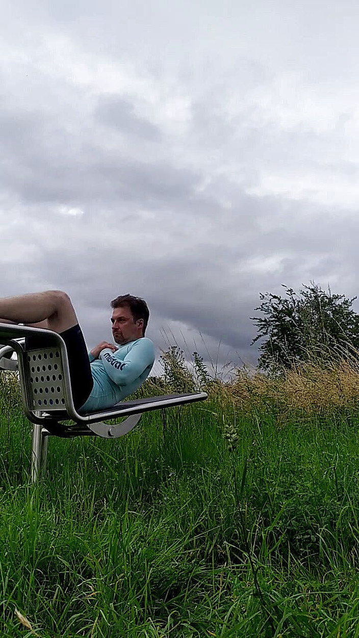 Olisa: 내 새로운 스포츠 드레스를 입고 운동