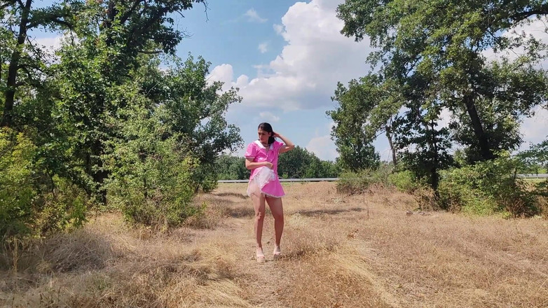 Za Za: A Slave Slut Shows off Her Pink Ass on the...
