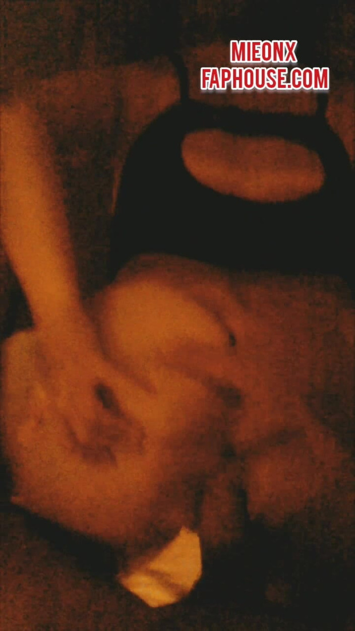 Mieoni: 美味的后入式