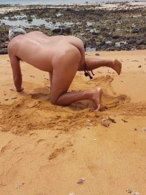 Ladysilvas: Ladysilva dans ma culotte sexy sur la plage
