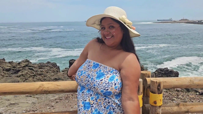 Latin Rain: Spiaggia e ingoio sborra