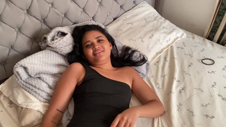 Yohamedi: 내 자지를 얼마나 잘 빨고 싶어하는 의붓여친