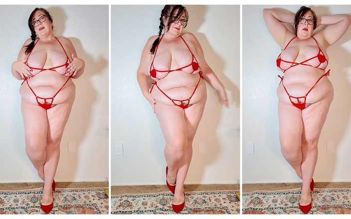 cutejayne: Grandota milf se quita el traje pequeño