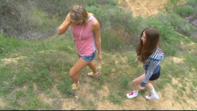Hot Lesbians X: İlk lezbiyen Taste_film