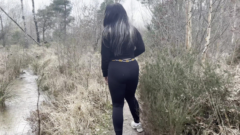 Ariana Faye: Berkongkek di tempat awam hampir ditangkap