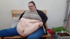 SSBBWLadyBrads: Ssbbw gizli bahçe göbek oyunu