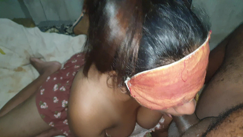 Tiyana: La giovane sottomessa Lonly moglie fatta in casa hairpull gola...