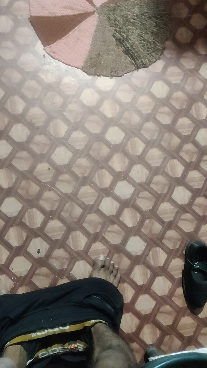 Gigolo Tv: Tanganmu lebih enak dari memek