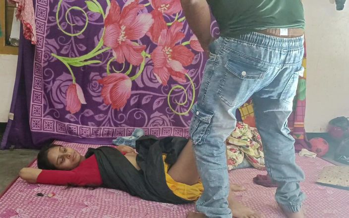 Easypron: La calda indiana deshi fa sesso con una ragazza arrapante