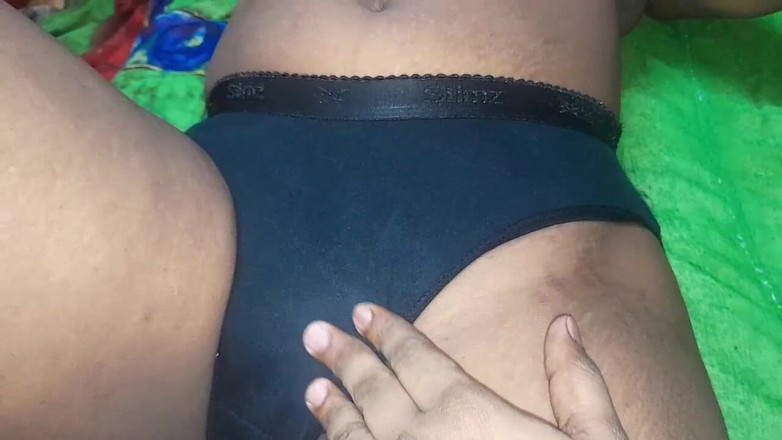 prayagrajbhabi: Adik tiri ko choda jab hanya saath soyi thi, video...