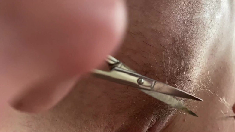 Mistress Mary: Ciseaux pour poils de chatte