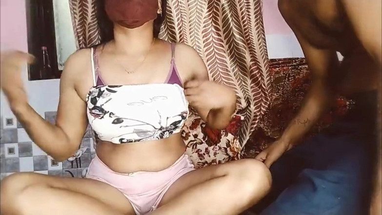 Amit yadav: Young Hot Indian Bhabhi Fucking with Neighbour Boyfriend