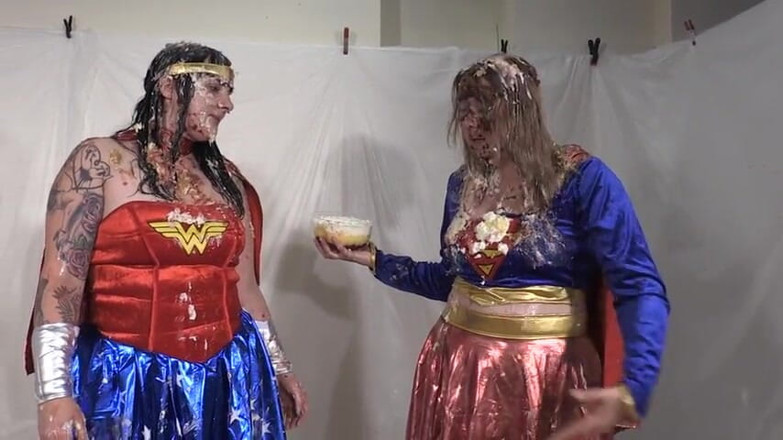 Gunked up girls: Super-eroii Lola și Jodie