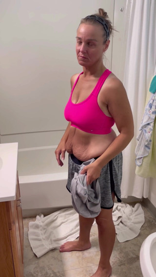 Sweet Marie: Me undressing after working out and spreading my ass