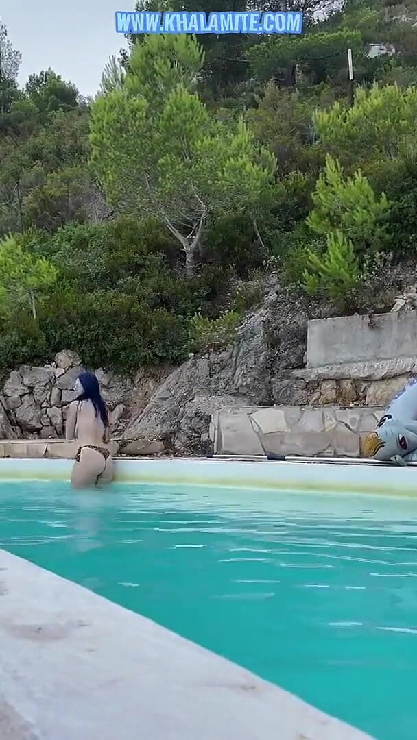 Khalamite: Ich ficke den typen aus dem pool in Marseille - voyeur...