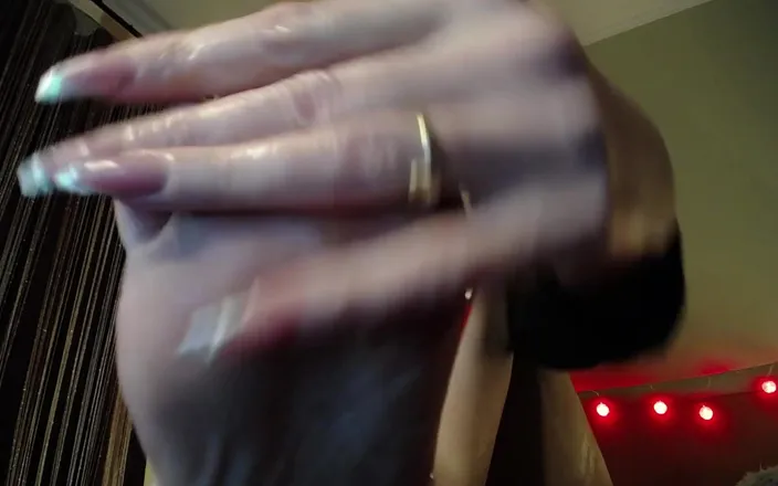 BadAssBitch: Oiled Long Toes