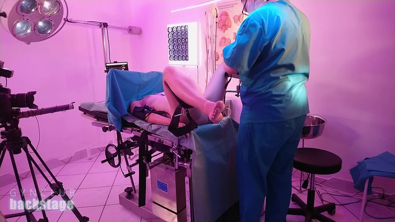 Medical fetish studio gynclub: Orgasmo ginecologico