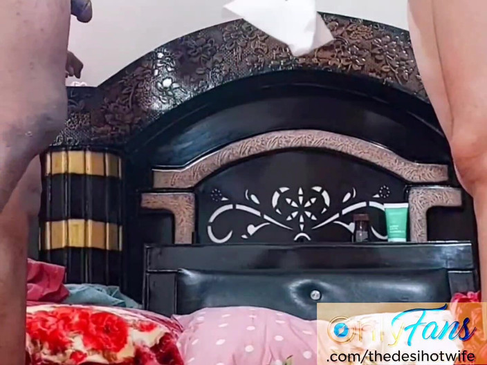 TheaDesiHotwife: Секс доминантной и сисси рабской пары