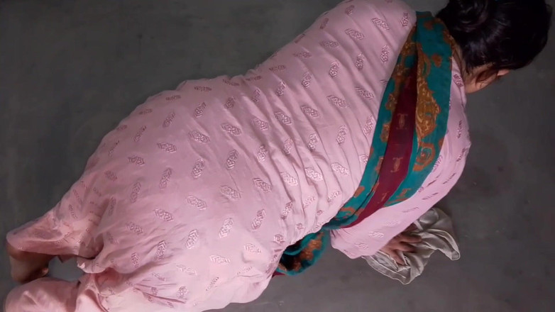 QueenbeautyQB: Il padrone di casa premiò la sua cameriera per il...