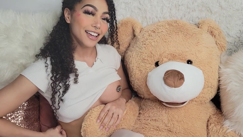 Mirage Desire: Hausparty-Buckelfest