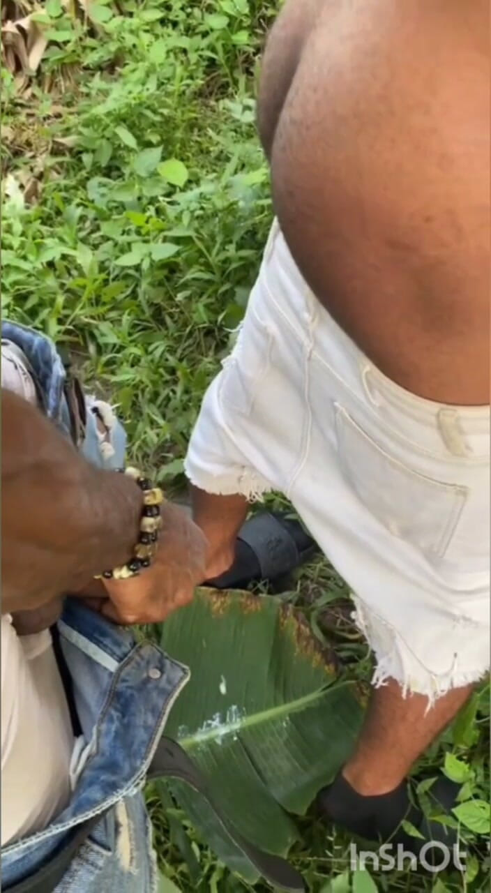 Chief_daddyy: Il femboy incontra il suo fidanzato delinquente