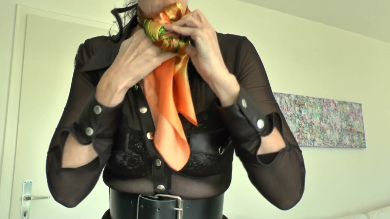 Lady Victoria Valente: Styling an Ascot-style Satin Scarf - Part 1