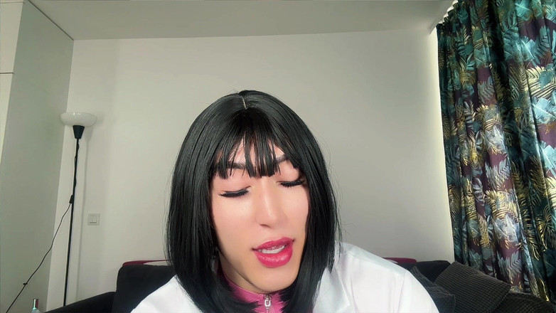 Viper Fierce: Medical Mayhem: Trans Doc domineert patiënt met enorme spermalading pov