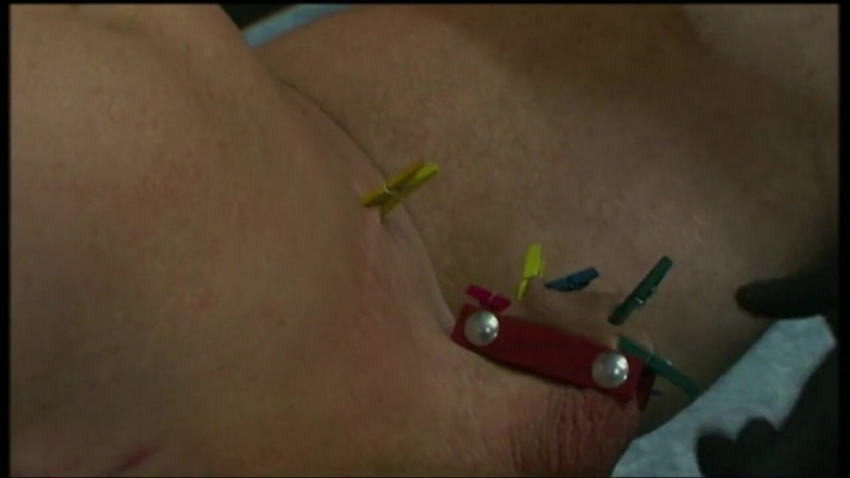 Absolute BDSM films - The original: Awek Gothic mengawal perv