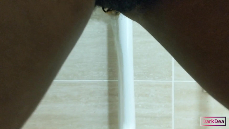 Dark Dea: La regina troia viziosa Dark Dea in pipì all'aperto compilation