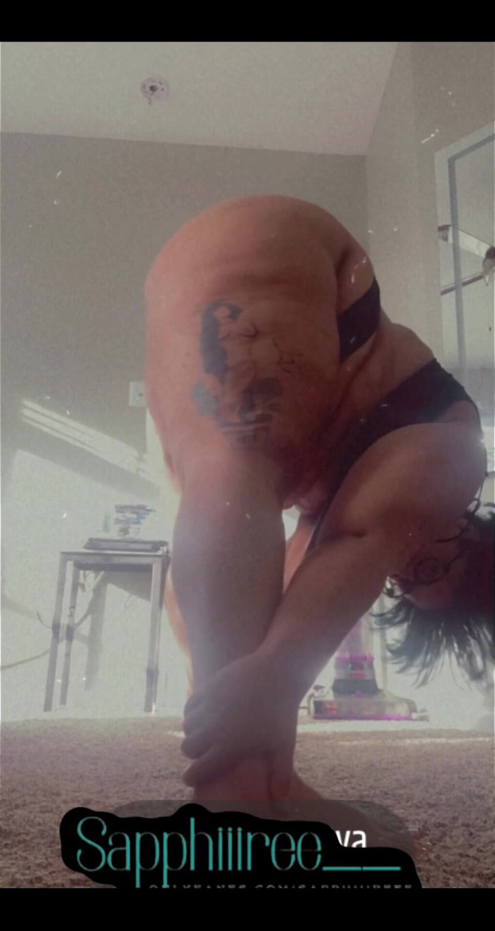 Biggdebbie solo: Twerk It!