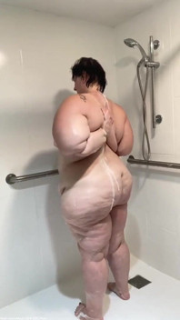 Fam solicita tener una ducha no necesita ayuda