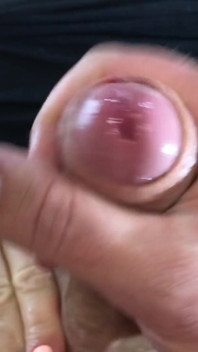 性感的打手枪。射在奶子上。第一人称视角