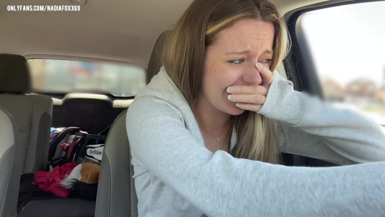 Nadia Foxx: Hari dalam kehidupan seorang Camgirl! Menguji Mainan Seks Baru di...