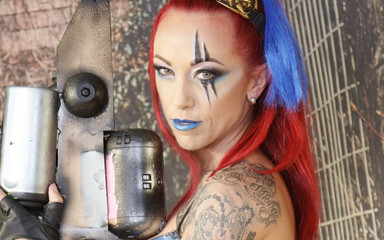 Bravo Models Media: 399 앤 와일드 : 미래의 전사 코스프레 소녀