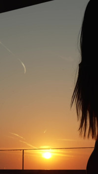 Mariskax - Mia Nins folla su coño al atardecer