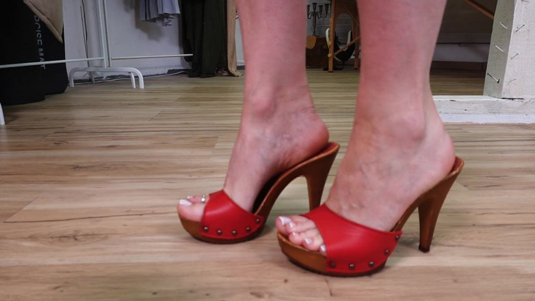 Sabdeluxe: Mules rouges