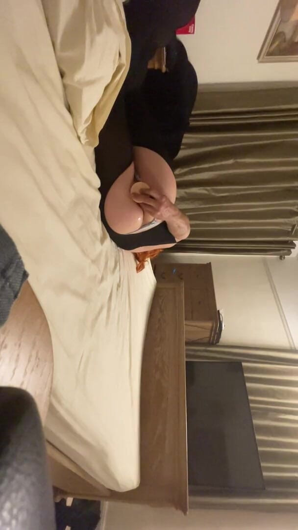 Danielles panty Den: Трахаю мою тугу маленьку пизду