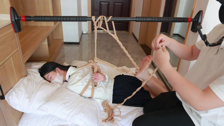 Asian bondage: My Barefoot Girlfriend Was Hanging From a Crossbar, Playing with...