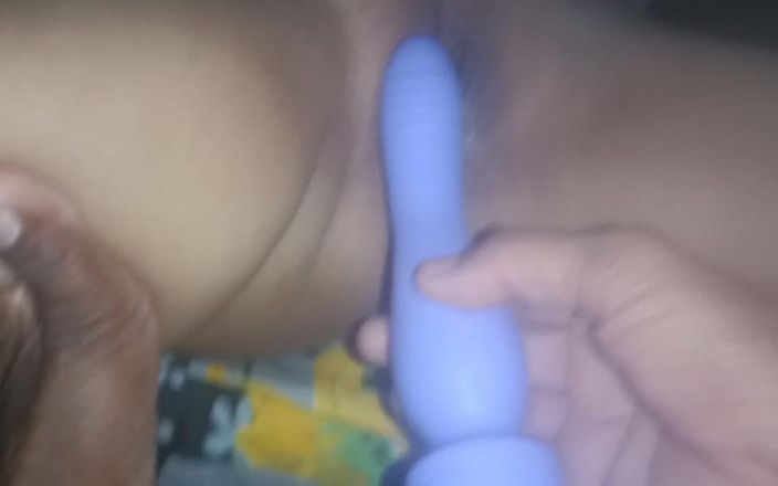 Jaya Bhabhi: Indian Village Bhabhi wibracji dildo faking używać słuchawek najlepsze wrażenia...